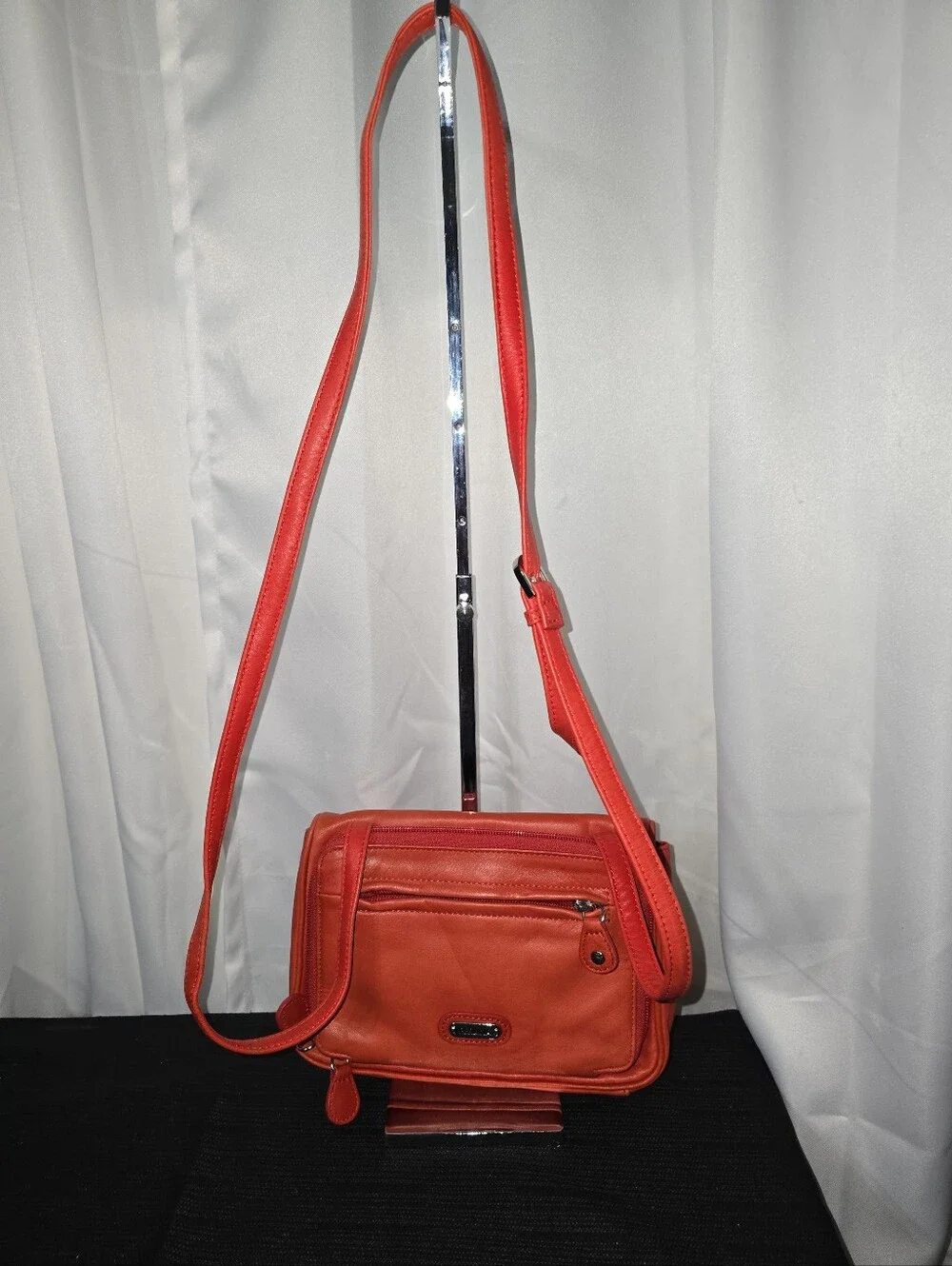 PERLINA MULTIPOCKETS Red Leather Crossbody Bag — Vibrant Red Shoulder Purse